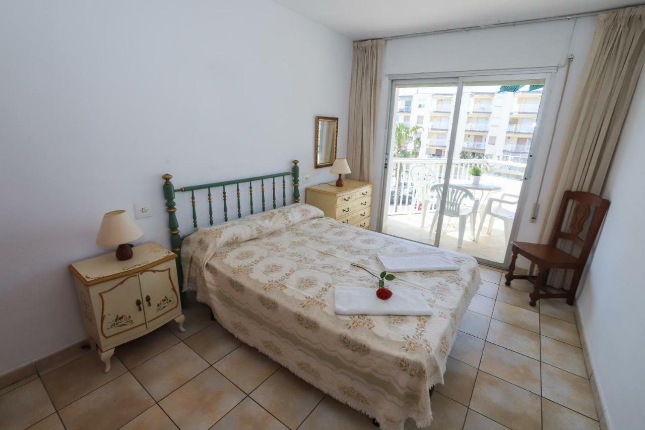 Costa Daurada Apartaments - Regueral Cambrils Bagian luar foto