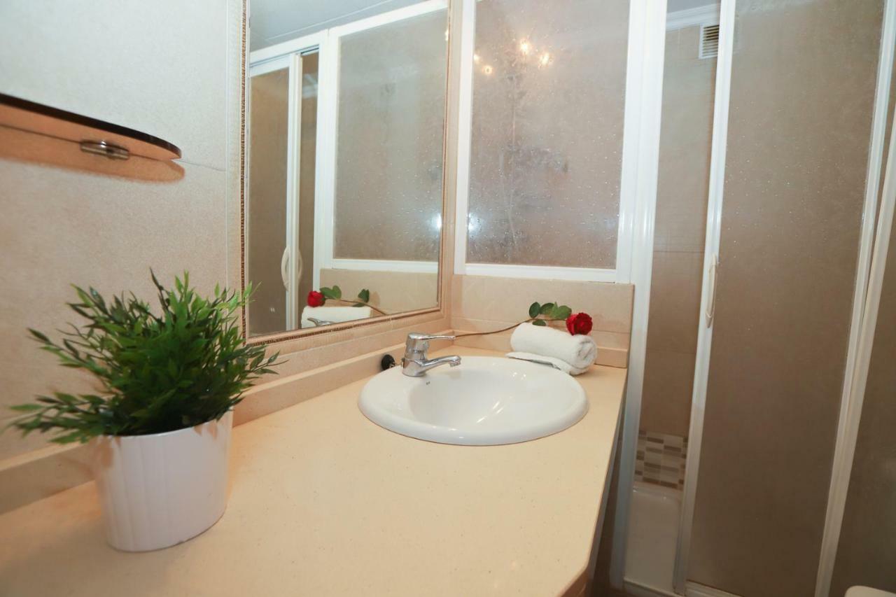 Costa Daurada Apartaments - Regueral Cambrils Bagian luar foto